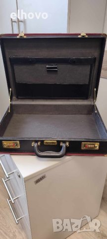 Кожено дипломатическо куфарче с шифър Nivella, снимка 3 - Куфари - 44368425