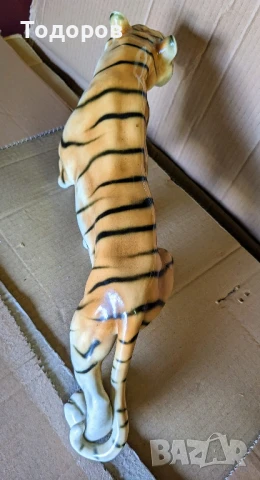 Голяма порцеланова фигура тигър Royal Dux, снимка 2 - Антикварни и старинни предмети - 50599694