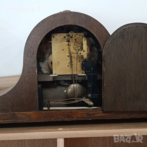 Немски настолен/каминен механичен часовник с махало Foreign Шварцвалд , снимка 3 - Антикварни и старинни предмети - 51897282