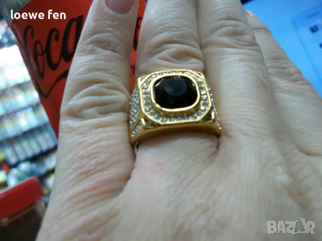 Изключително красив мъжки пръстен неръждаема стомана 316L с черен камък златен златист цвят !