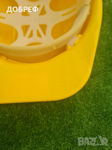 Строителни каски 4 броя, снимка 3 - Други - 51547032