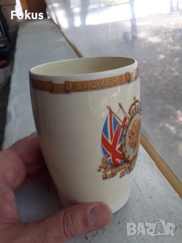 Английска колекционерска чаша порцелан сребърен юбилей, снимка 2 - Антикварни и старинни предмети - 53369908
