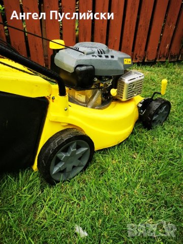 Бензинова косачка 40 см , снимка 4 - Градинска техника - 41829555