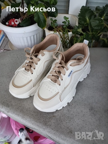 Дамски маратонки , снимка 5 - Маратонки - 52371957