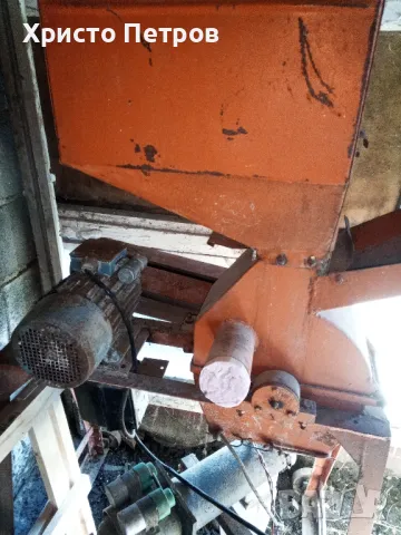 Продавам  машина за мелене на зърно., снимка 5 - Други машини и части - 47439609
