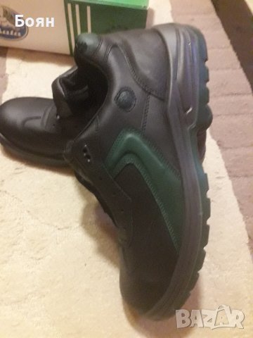 Работни обувки Bata, снимка 4 - Други - 42345651