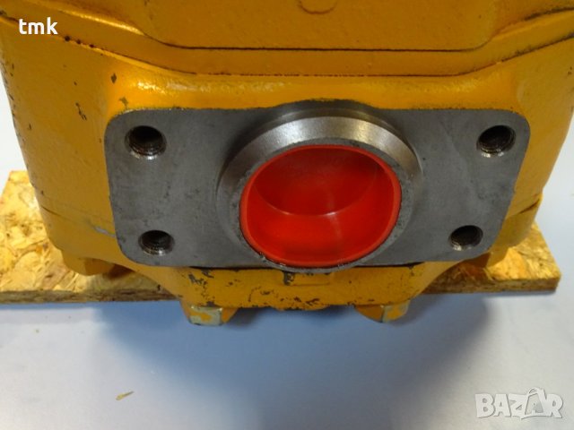Хидравлична помпа за булдозер Komatsu Hydraulic pump for Bulldozer D85C-1/D155A-1, снимка 12 - Резервни части за машини - 42364775