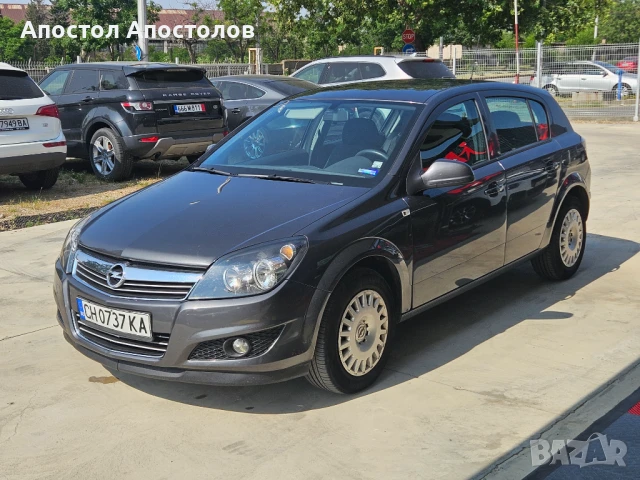 Opel Astra J 2012 1,6i, снимка 1