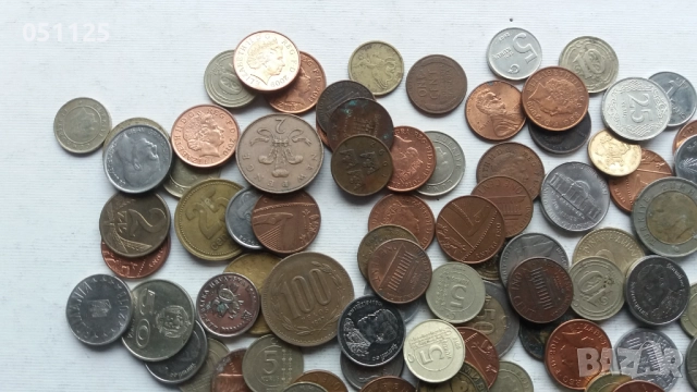 лот от 100 броя чуждестранни монети, снимка 6 - Нумизматика и бонистика - 52922736