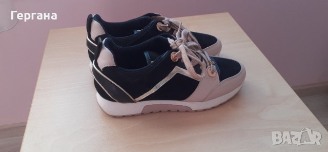 Обувки на Eva Longoria, снимка 3 - Дамски ежедневни обувки - 39152359