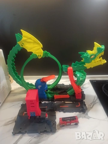 Hot Wheels - Писта: Драконова атака, снимка 4 - Коли, камиони, мотори, писти - 53070799
