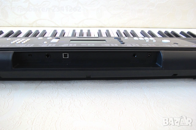 Yamaha – Синтезатор с 5 октави, динамична светеща клавиатура и подарък, снимка 11 - Синтезатори - 53142327