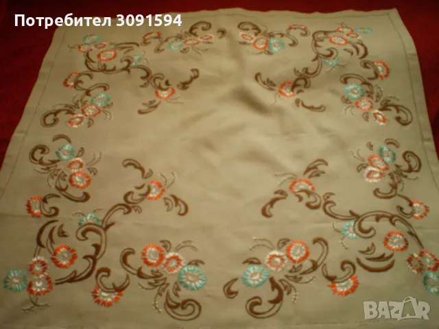 Винтидж ленена ретро покривка за маса с бродирани  цветя