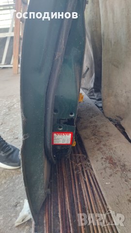 Врати за Volvo V40, S40, снимка 3 - Части - 42038168