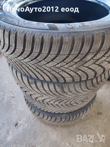 зимни гуми 205/55/16 semperit, снимка 2 - Гуми и джанти - 50569726