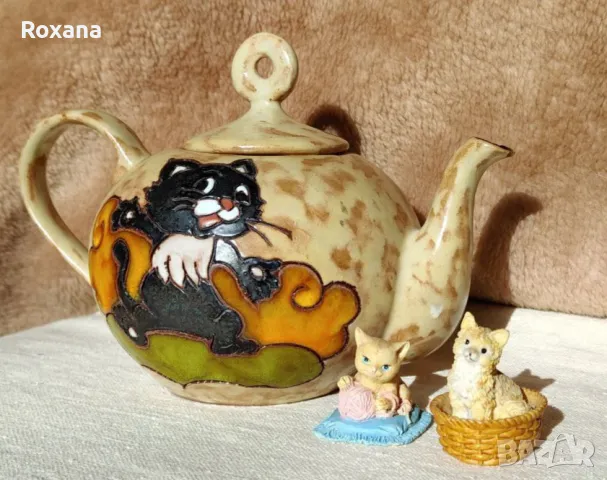 Чайник с котка керамичен