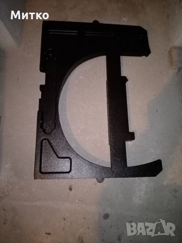 Леген за багажник Peugeot 2008, снимка 3 - Части - 35879822