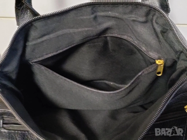 Черна дамска чанта, снимка 6 - Чанти - 52054780