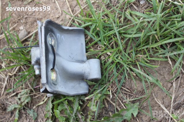 Панта за врата предна лява Тата Индика 2009 Tata Indica