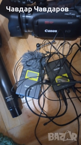 Продавам видео оборудване почити ново камера, професионален звук и аксесоари