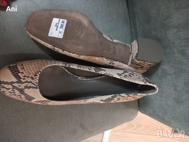 Нови оригинални обувки Tory burch номер 42, снимка 4 - Дамски обувки на ток - 41363185