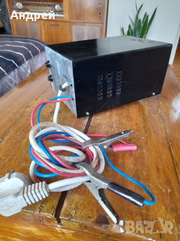 Старо зарядно устройство за акумулатор #2, снимка 6 - Антикварни и старинни предмети - 44699425