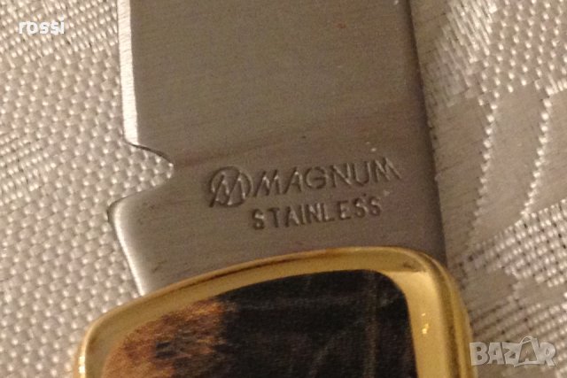 Немски ловен нож MAGNUM Stainless с елен и сърна в специална кутия, снимка 9 - Ножове - 39828520