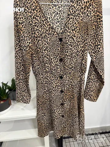 Красива рокля в размер XS, снимка 6 - Рокли - 48152485