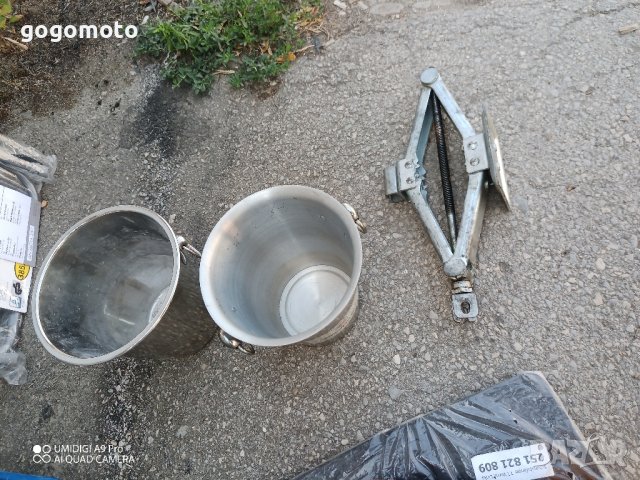 крик ножичен, ромбоиден за кола , снимка 1