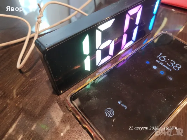 LED будилник с цветен огледален дисплей, работещ с USB , , снимка 5 - Будилници и настолни часовници - 55779902