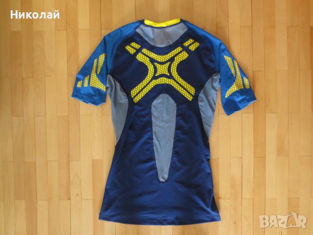 adidas techfit power тениска, снимка 2 - Тениски - 41830326