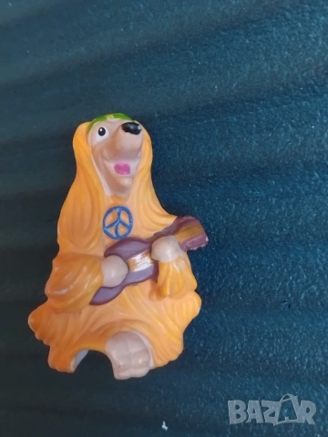 Куче Хипи - оригинална фигурка Киндер / Kinder