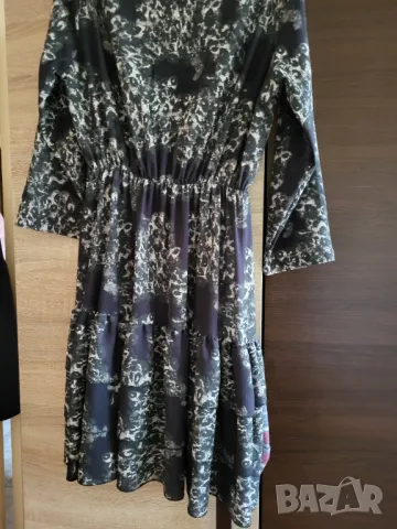 Рокля с волани, снимка 7 - Рокли - 50384417