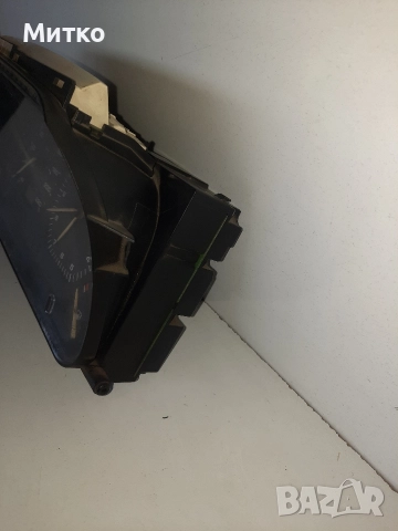 Километраж-табло с уреди за Фолксвген Голф 3ка Volkswagen Golf 3, снимка 3 - Части - 52887218