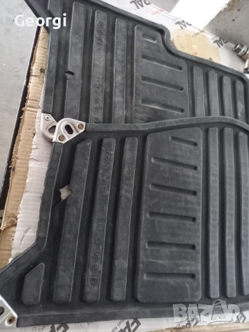 Оригинални стелки за RANGE ROVER , снимка 2 - Аксесоари и консумативи - 51773427