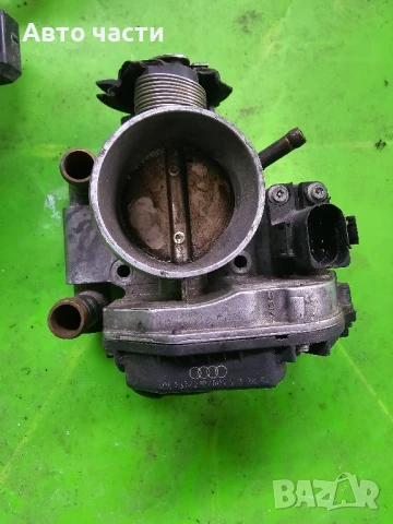 Audi A4 1997 1.8/дроселова клапа/058133063/408237/210/001