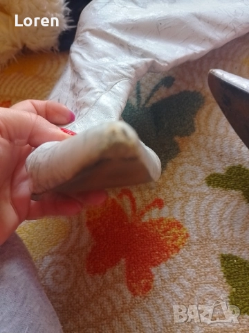 Подарявам!🤍🤍🍬Бели чизми ботушки на сиви цветя от естествена кожа, снимка 14 - Дамски ботуши - 52509229