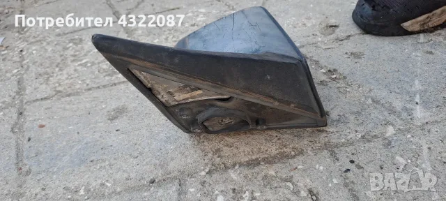 Дясно странично огледало за Мерцедес 190 / Mercedes 190 , снимка 2 - Части - 55982368