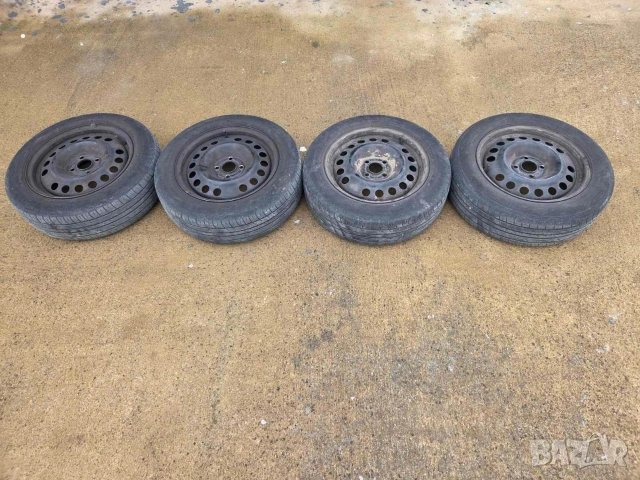 Автомобилни джанти 15-ки, снимка 2 - Гуми и джанти - 53485859