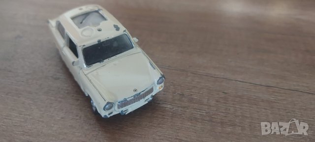 Желязна количка Трабант WELLY NO.52325, снимка 1