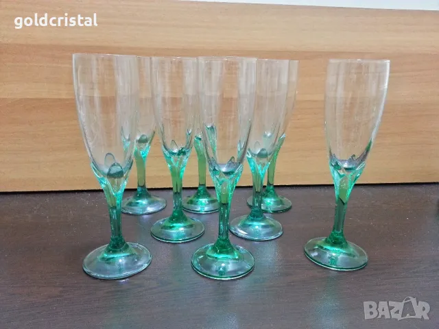 стъклени чаши за вино 