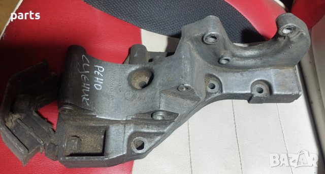 Лапа и Тампон Двигател Рено Меган Сценик - Стойка Генератор и Компресор Сценик - 7700272975 N, снимка 3 - Части - 42514108