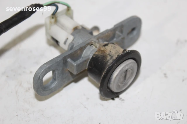 Патрон багажник Мазда 3 2008 2.3i 158hp Mazda 3 седан, снимка 2 - Части - 51255594