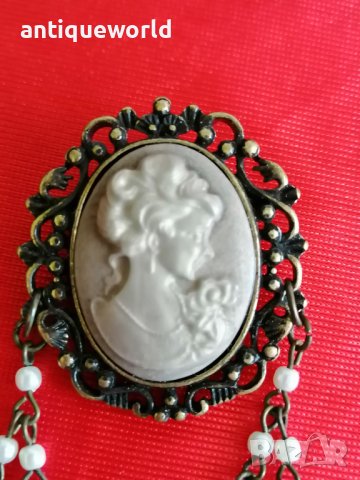 Стара Брошка КАМЕЯ с Перлички, снимка 2 - Антикварни и старинни предмети - 42648580