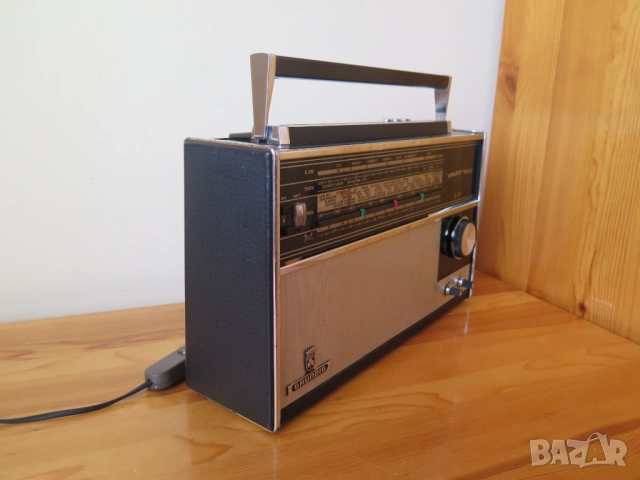 Grundig Yacht Boy Radio 210, снимка 9 - Радиокасетофони, транзистори - 52438278