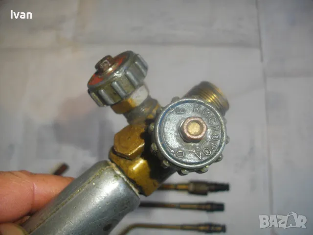 ОКСИЖЕННА ГАЗО-АЦЕТИЛЕНОВА ГОРЕЛКА КРАКРА ПЕРНИК БЪЛГАРСКА ПОЧТИ НОВА С 3 РАМЕНА И ДЮЗИ ОТЛИЧНА, снимка 14 - Други инструменти - 48414122