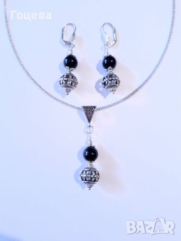 Разкошният ни нов комплект с камъни Черен диамант и фини филигранни орнаменти в цвят сребро , снимка 3 - Бижутерийни комплекти - 41819158