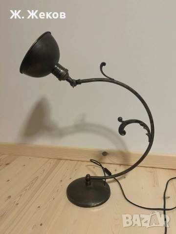 Дизайнерска настолна лампа, снимка 2 - Настолни лампи - 52866979