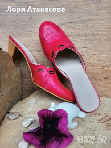 Червени дамски чехли, изработени изцяло от естествена кожа. Ходилото е с удобна извивка, среден ток , снимка 3 - Чехли - 41816328