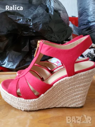 Michael Kors платформи, снимка 3 - Сандали - 47372375